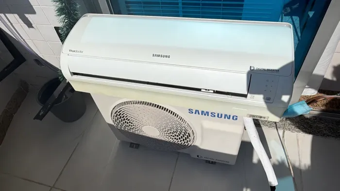 Ar-condicionado Split Samsung 9.000 BTUs (Inverter)