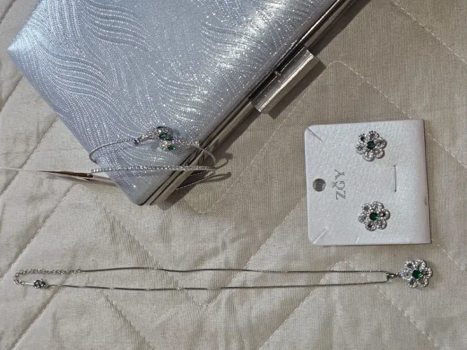 Conjunto deslumbrante de Bijuterias