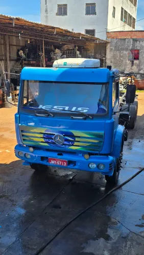 Vendo Caminhão MBB 1420 no Chassis Valor 100 Mil Reais