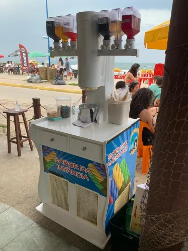 Vendo máquina de sorvete americano Champs!
