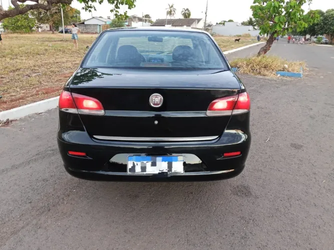 Fiat Siena EL Celeb. 1.4 MPI Fire Flex 8V 4P 2012