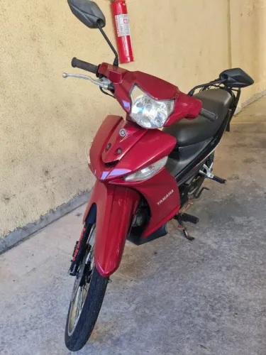 Moto semi nova 