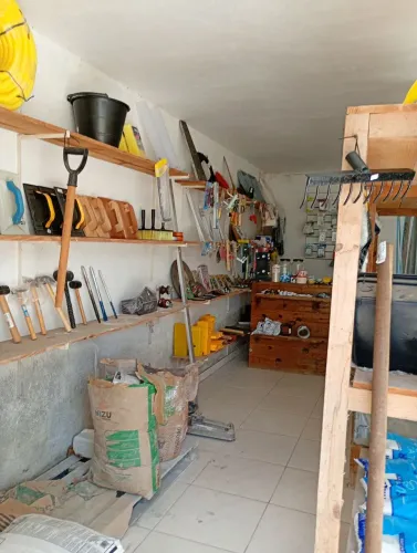 Repasso material de construção só a mercadoria