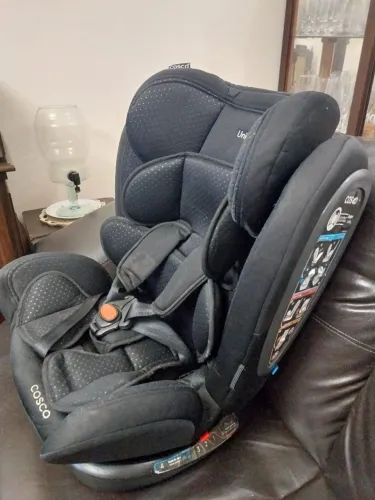 Cadeira infantil para carro+ livro de pano (brinde)