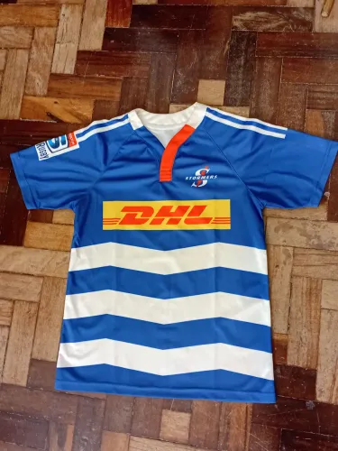 Vendo camisas de rugby