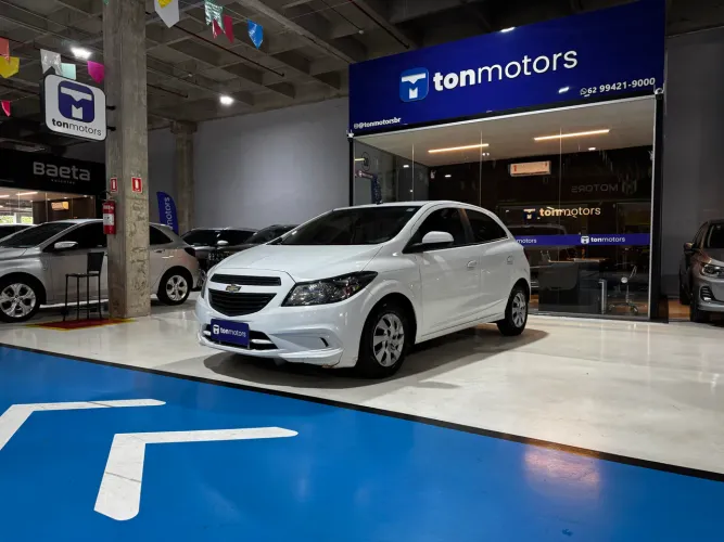 Chevrolet Onix JOY Hatch 1.0 8V Flex Mec. 4P 2019