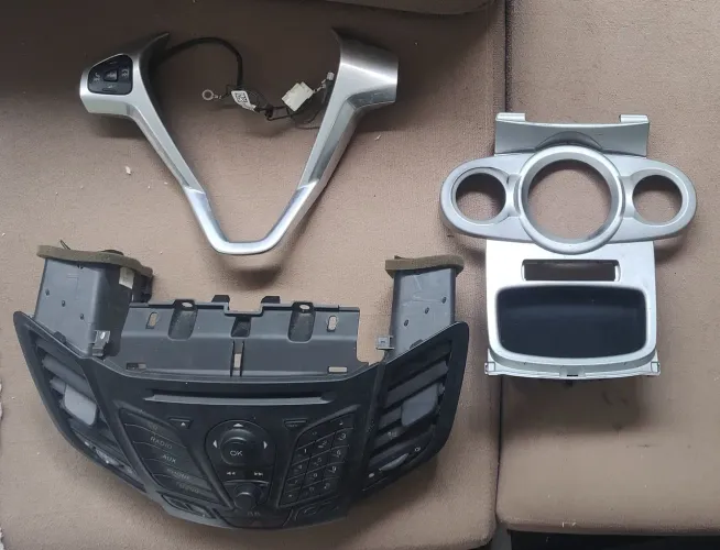 Kit Multimídia New Fiesta 2014
