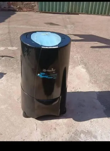 Vendo esta centrífuga 10kilos conservada nao troco sou de Porto Velho mesmo 