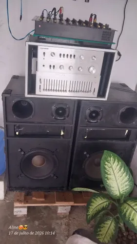 Vende-se som