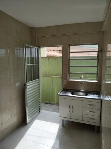 Casa com 1 quarto para alugar, 20 m² - Parque Novo Mundo - São Paulo/SP