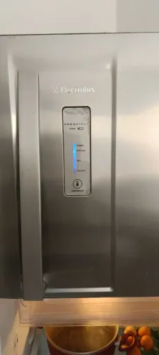 Geladeira Refrigerador Frost Free Cor INOX 370L Electrolux
