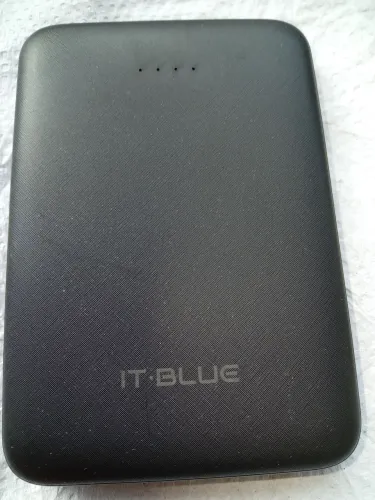 Tô vendendo essa IT BLUE bateria portátil pra carregar celular