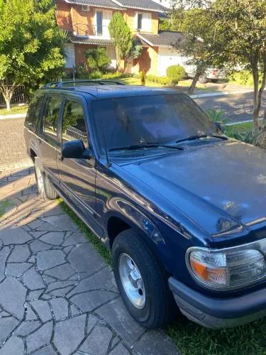 Ford Explorer XLT 4X2 4.0 V6 1997