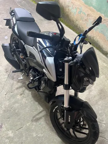 Bajaj Dominar 250 2025