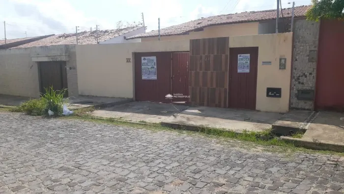 CASA RESIDENCIAL - BAIRRO: BELA VISTA