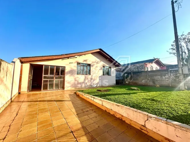 Residência Térrea com ampla Edícula - Uvaranas