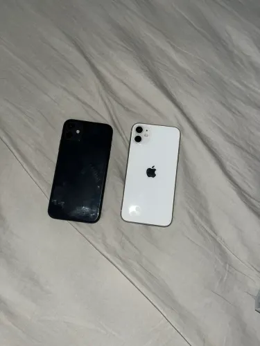 2 IPHONE 11