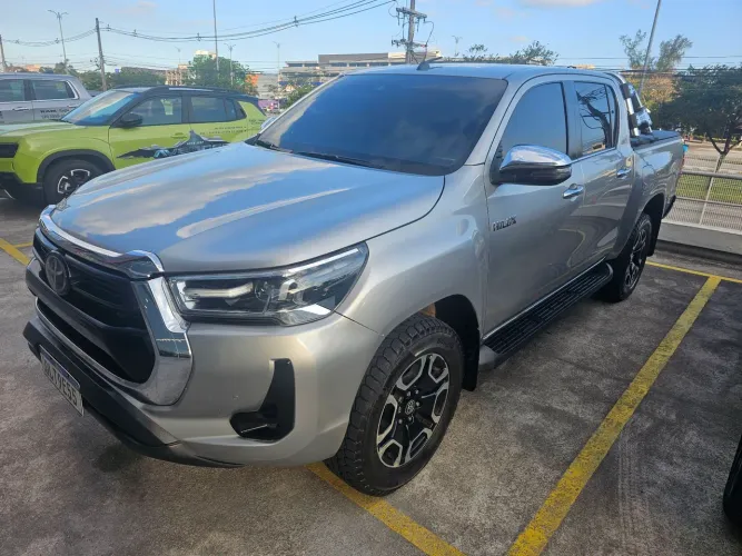 Toyota Hilux CD SRX 4X4 2.8 TDI 16V Diesel Aut. 2021