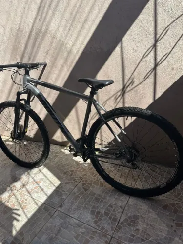 Bicicleta aro 29 usada apenas uma vez