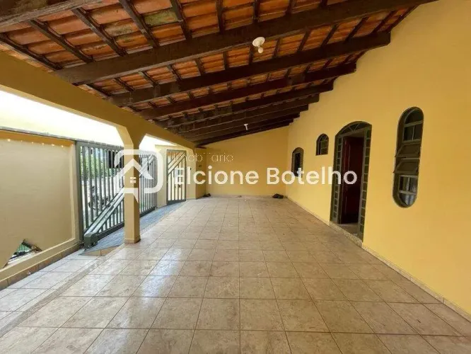 Casa para aluguel, 3 quartos, 1 suíte, 3 vagas, SANTA MONICA - Uberlândia/MG