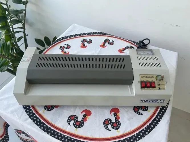 Plastificadora Laminadora Poliseladora Mazzili 110V