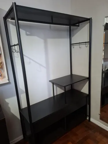Closets com duas gavetas<br>1.20 largura<br>1.88 altura<br>0.46 profundidade
