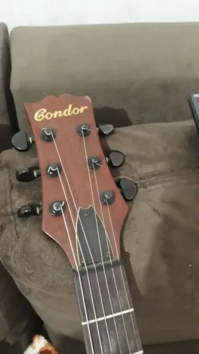 Guitarra Condor Semi acústica JC501