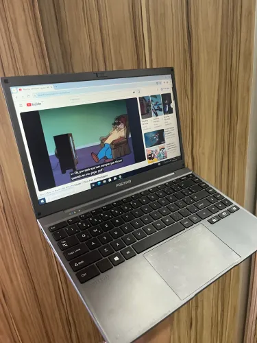 Notebook Positivo impecável