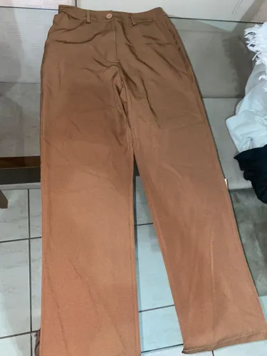 Calça social marrom feminina