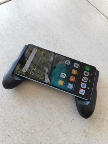 Suporte gamer para celular