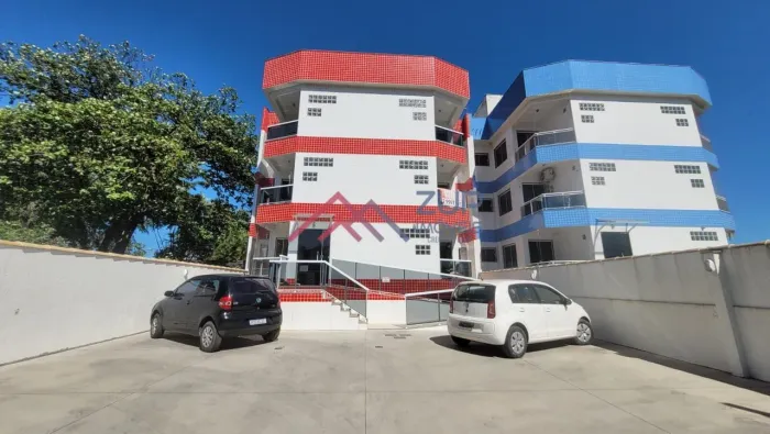 Apartamento Térreo Mobiliado para Locação | 2 Quartos, Suíte e Área Externa Privativa