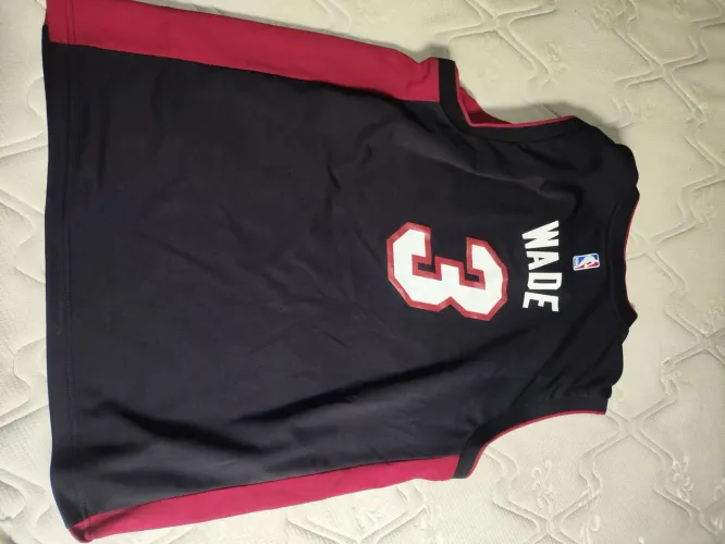 Vendo camisetas GG todas compradas na Centauro park shopping 80 reais cada ,299 na loja