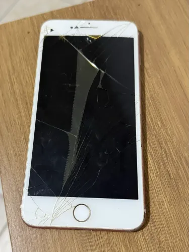 iPhone 7 Plus Rosa Para Retirada De Peças / Sucata