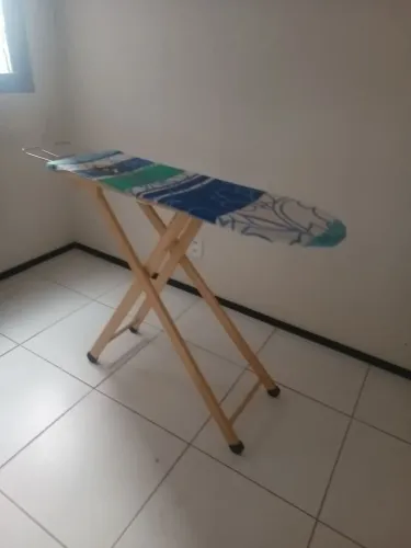 Tabua de passar roupa usada