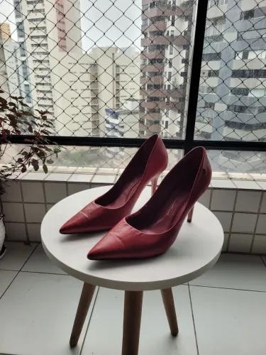 Scarpin Vermelho! $100
