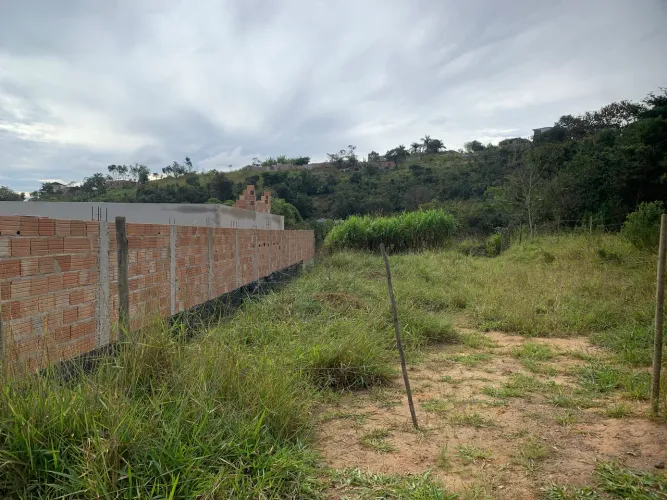 Vendo ou troco terreno escriturado em São Joaquim de bicas