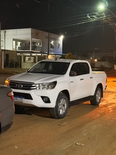 Toyota Hilux CD SRV 4X4 2.8 TDI Diesel Aut. 2017