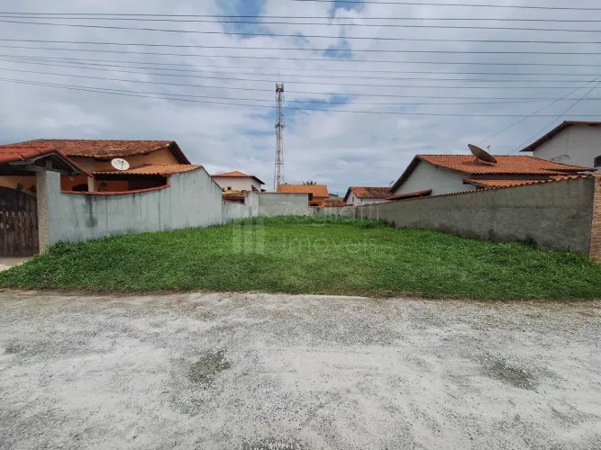 Portal das Conchas - Terreno em Condomínio fechado de frente para a Praia do Barbudo - Ara