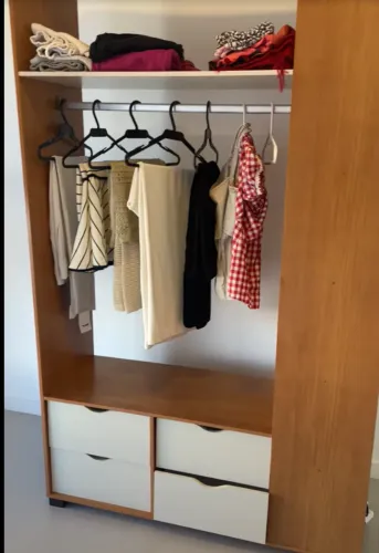 Armário Closet - desmontado e pronto para retirada.