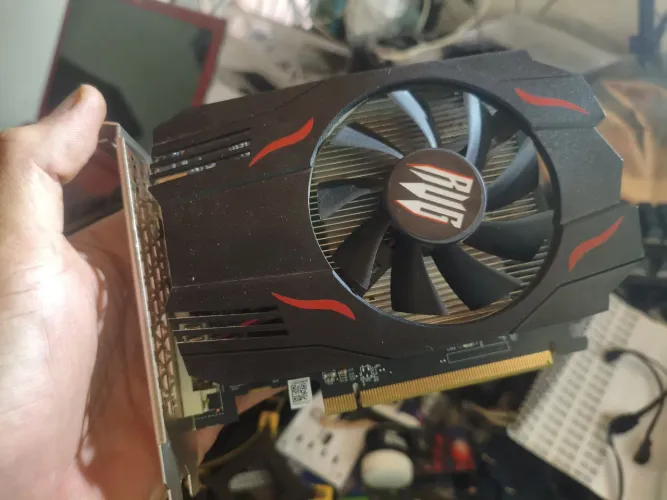 Placa de vídeo RX 560 - semi novo