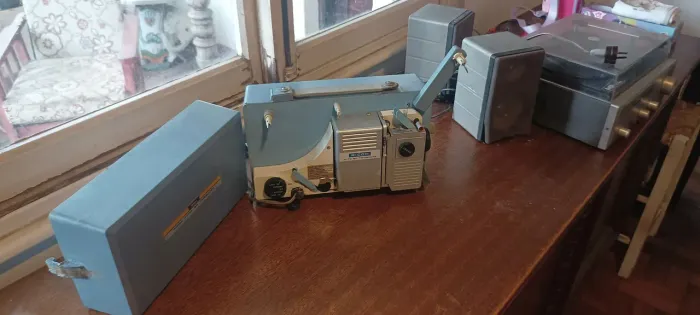 Projetor de cinema RICOH vintage