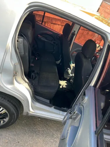 Fiat Uno Vivace/rua 1.0 EVO Fire Flex 8V 5P 2013