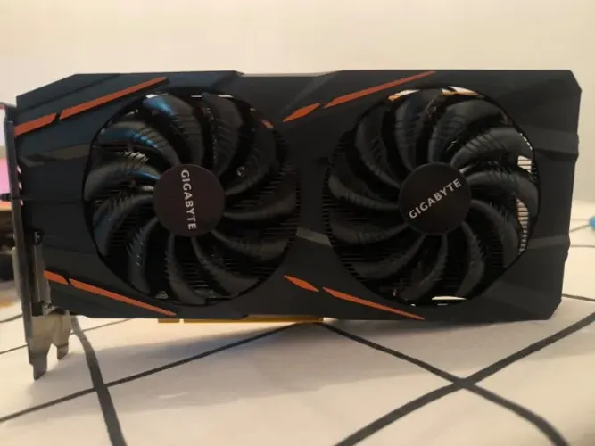 RX 570