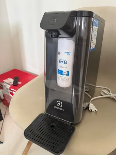 Purificador de Água Electrolux Pure 4x (Modelo PE12G - Grafite/Cinza ou PE12B