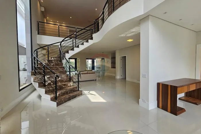 Casa de condomínio para locação com 4 suítes, 650m² no Alphaville Residencial Plus  Baruer