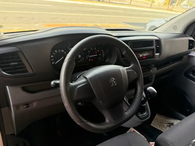 Peugeot Expert Business Pack 1.6 Turbo Diesel 2020
