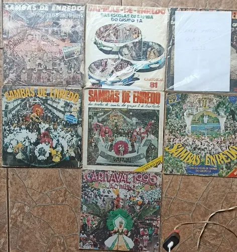Discos de vinil - 7 Lps de samba enredo