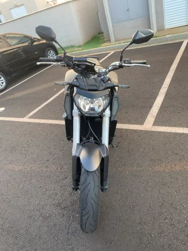 Vendo somente não aceito troca mt09 
