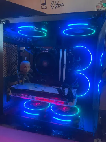 PC GAMER RTX 2070 SUPER + RYZEN 7 5700x