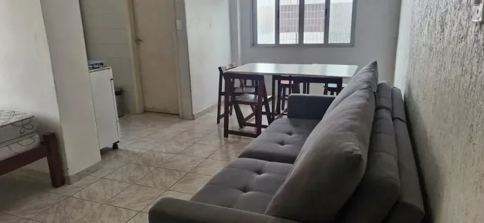 Imóvel para aluguel tem 32 metros quadrados com 1 quarto em Maracanã - Praia Grande - SP